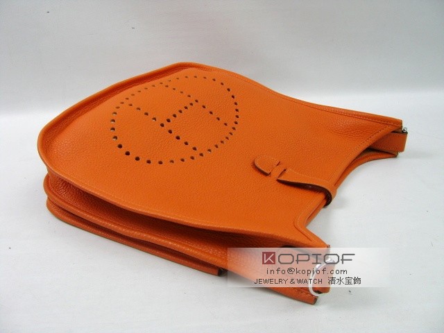 エルメス エヴリン スーパーコピーPM トリヨンクレマンス オレンジ(シルバー金具) her130